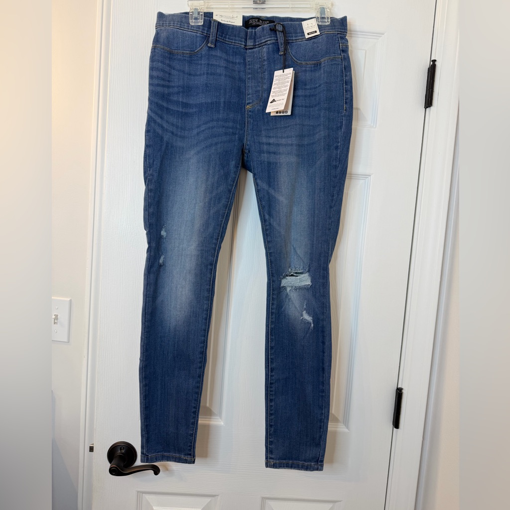 Judy Blue Medium Blue Skinny Jeans With Knee Distress